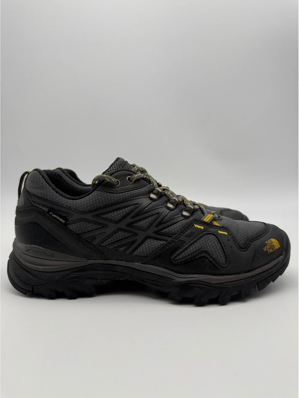 The North Face Hedgehog Fastpack GTX Men's Hiking Shoes Grey Yellow Size 8.5